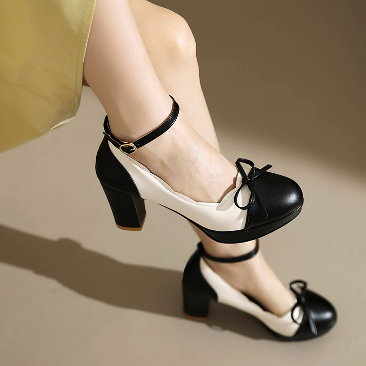 Women’s Korean Style Flat Shoes with Polka Dot Round Toe and Buckle Strap